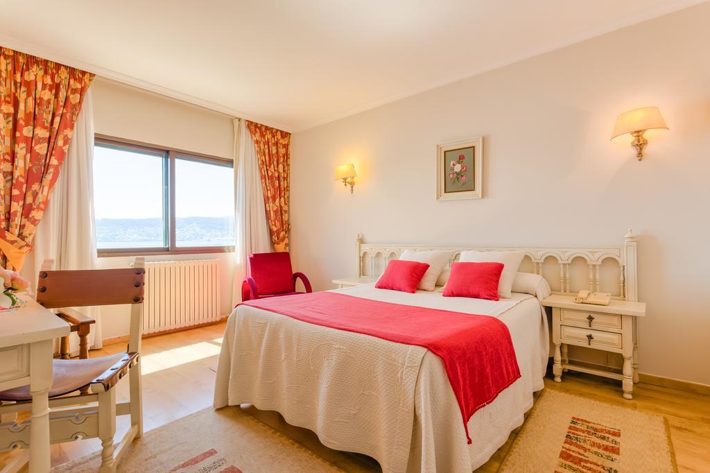 Hotel Stellamaris Combarro Habitación foto